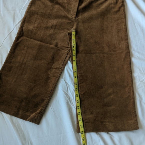 BCBGMaxazria corduroy capri pants sz 10 - Picture 7 of 7